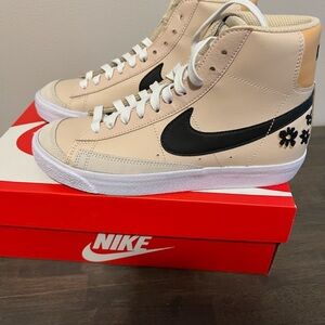 Nike Blazer Mid '77 - Big Kids